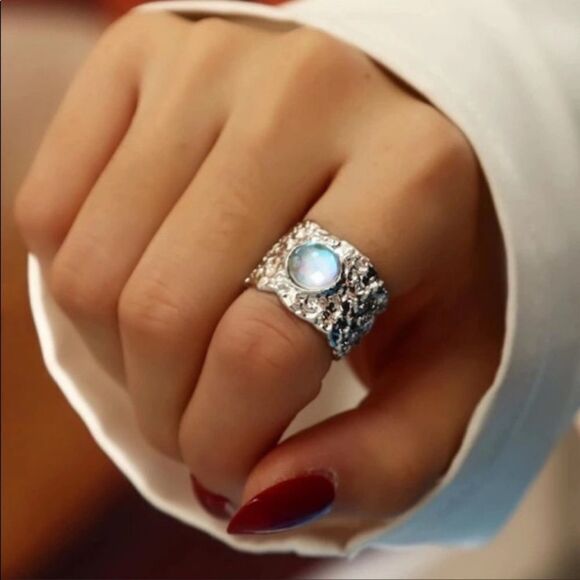 SILVER Textured Blue Stone Cuff Ring - Picture 3 of 4